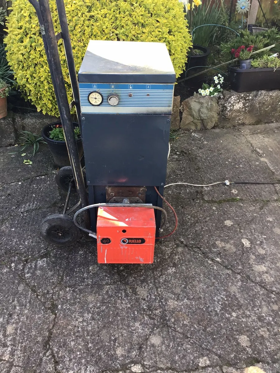 Oil boiler
