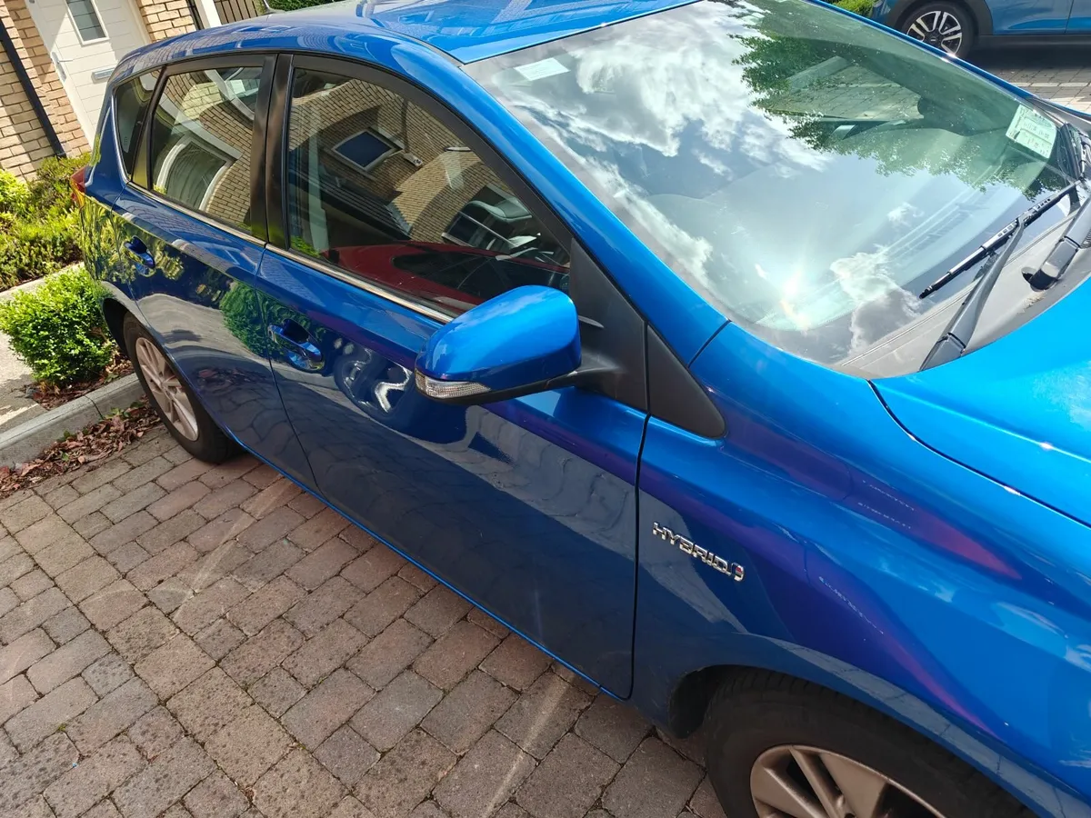 Toyota Auris 2013 - Image 3