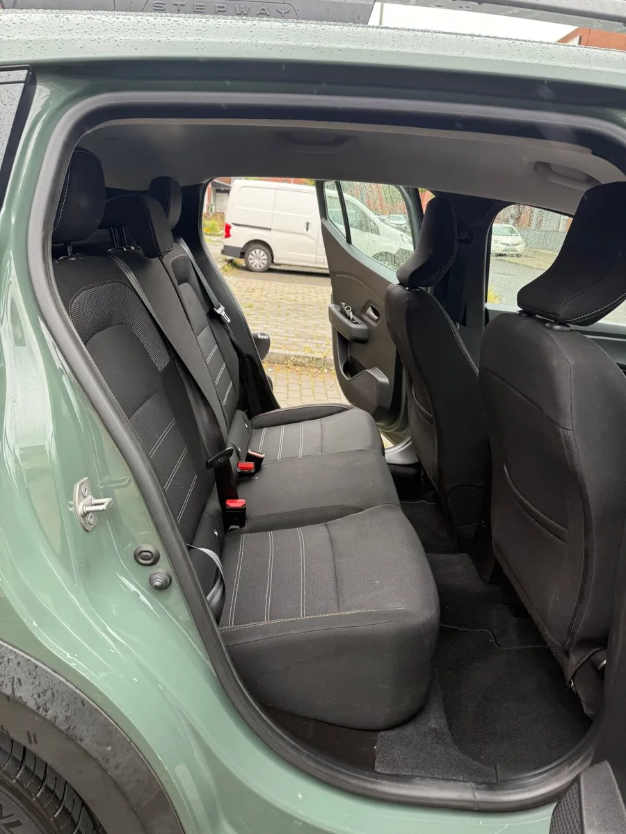 Dacia Sandero Stepway 2023 - Image 3