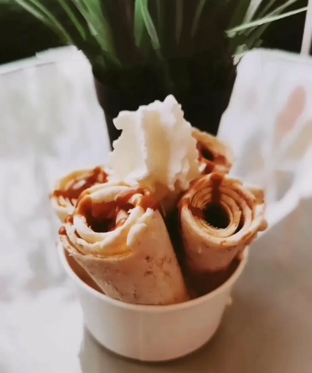 Rolled Ice Cream Machines - Image 1