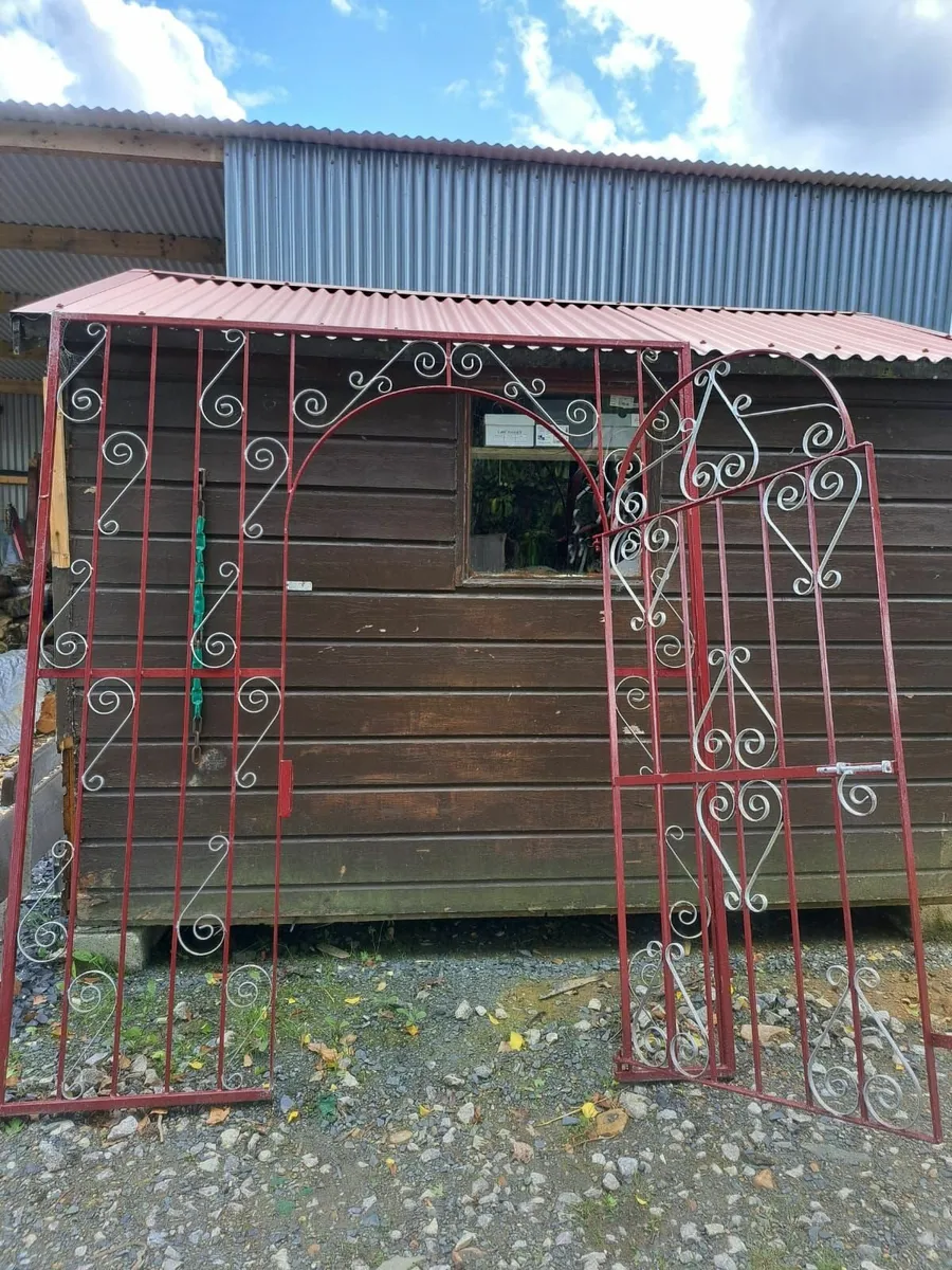 Iron Gate - Image 2