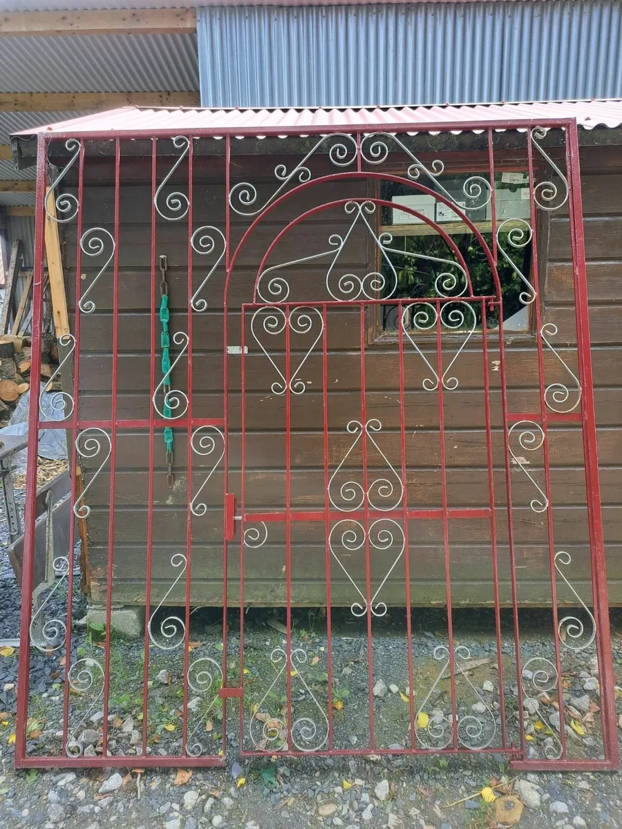 Iron Gate - Image 4