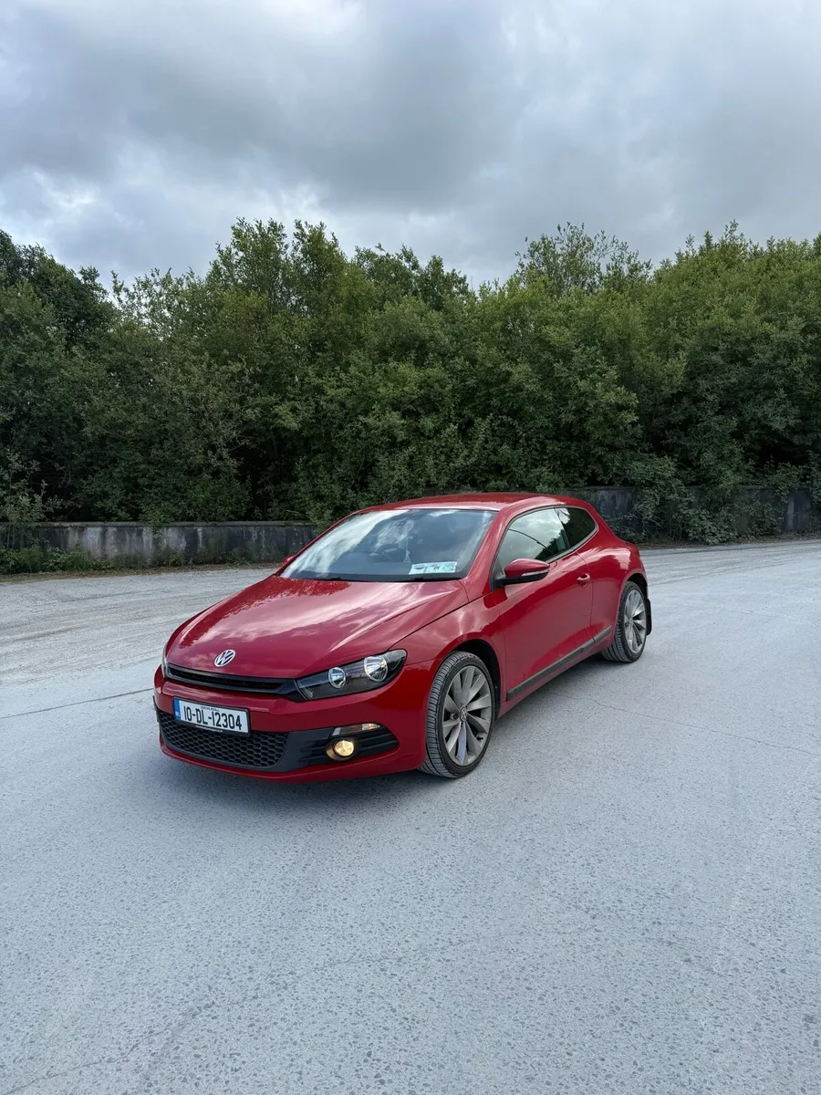 2.0 TDI Volkswagen Scirocco - Image 1
