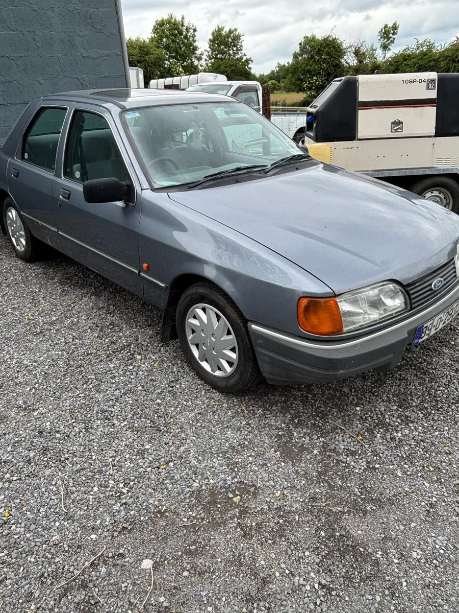 Ford Sierra - Image 2
