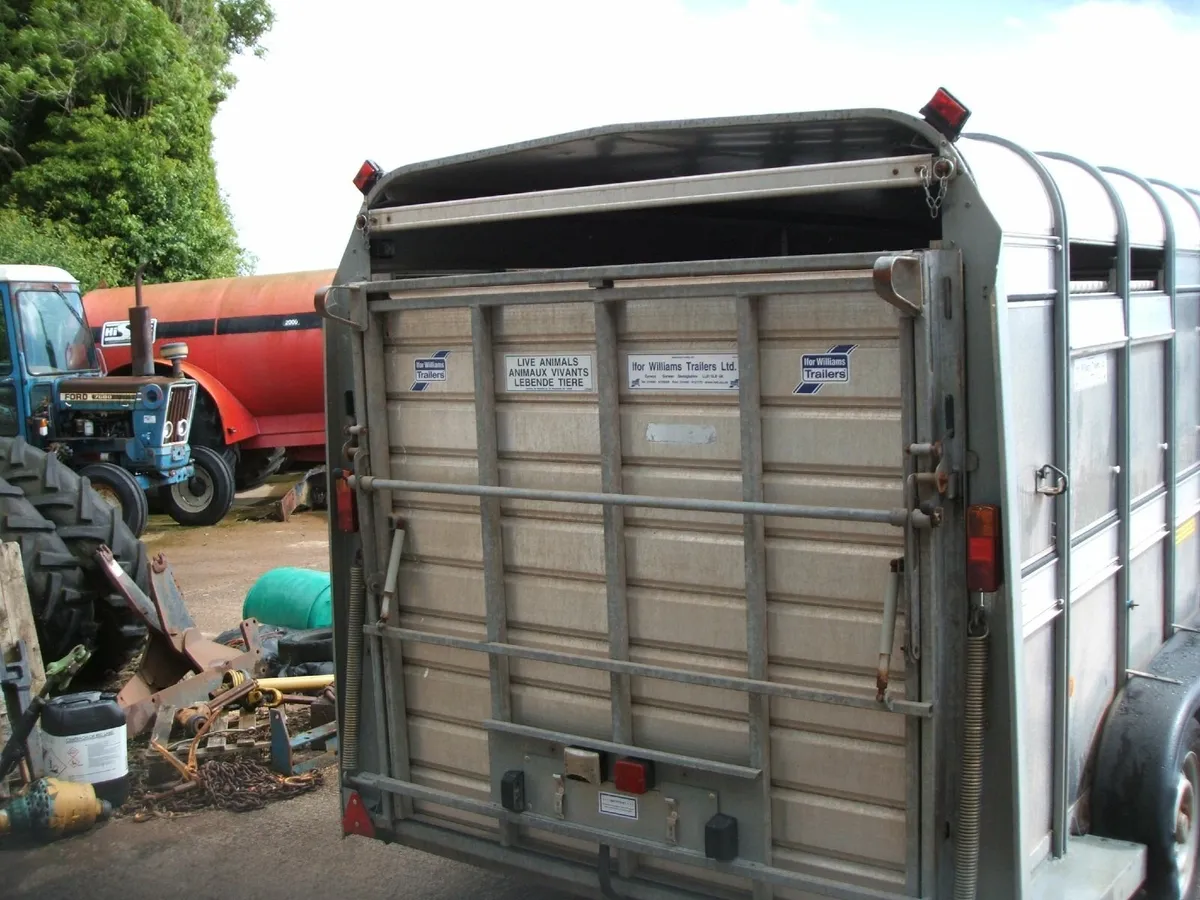 2018 Ifor Williams 14 ft x 5 x 9 with tank - Image 3