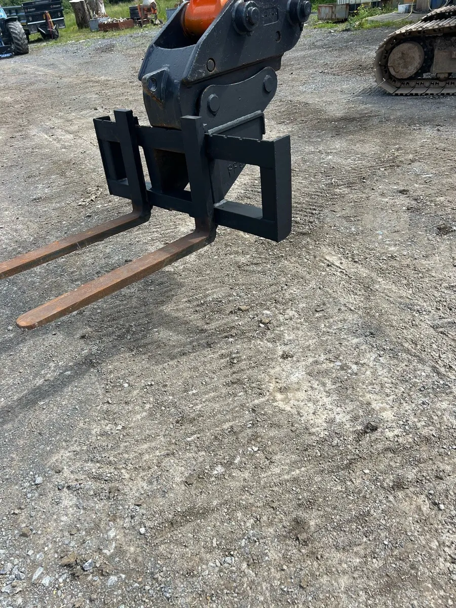 forks - Image 1