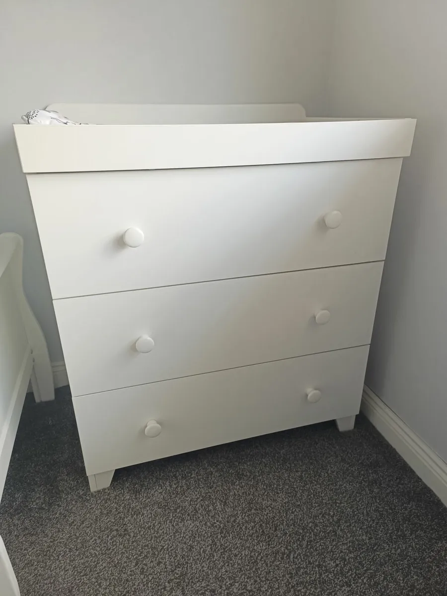 Nursery furniture - Image 2