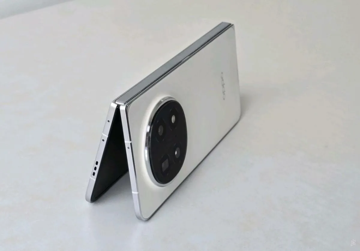 Oppo Find N5 🔥🔥🔥 - Image 3