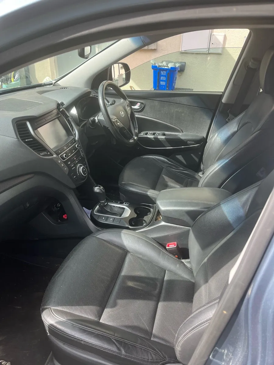Hyundai Santa Fe - Image 4