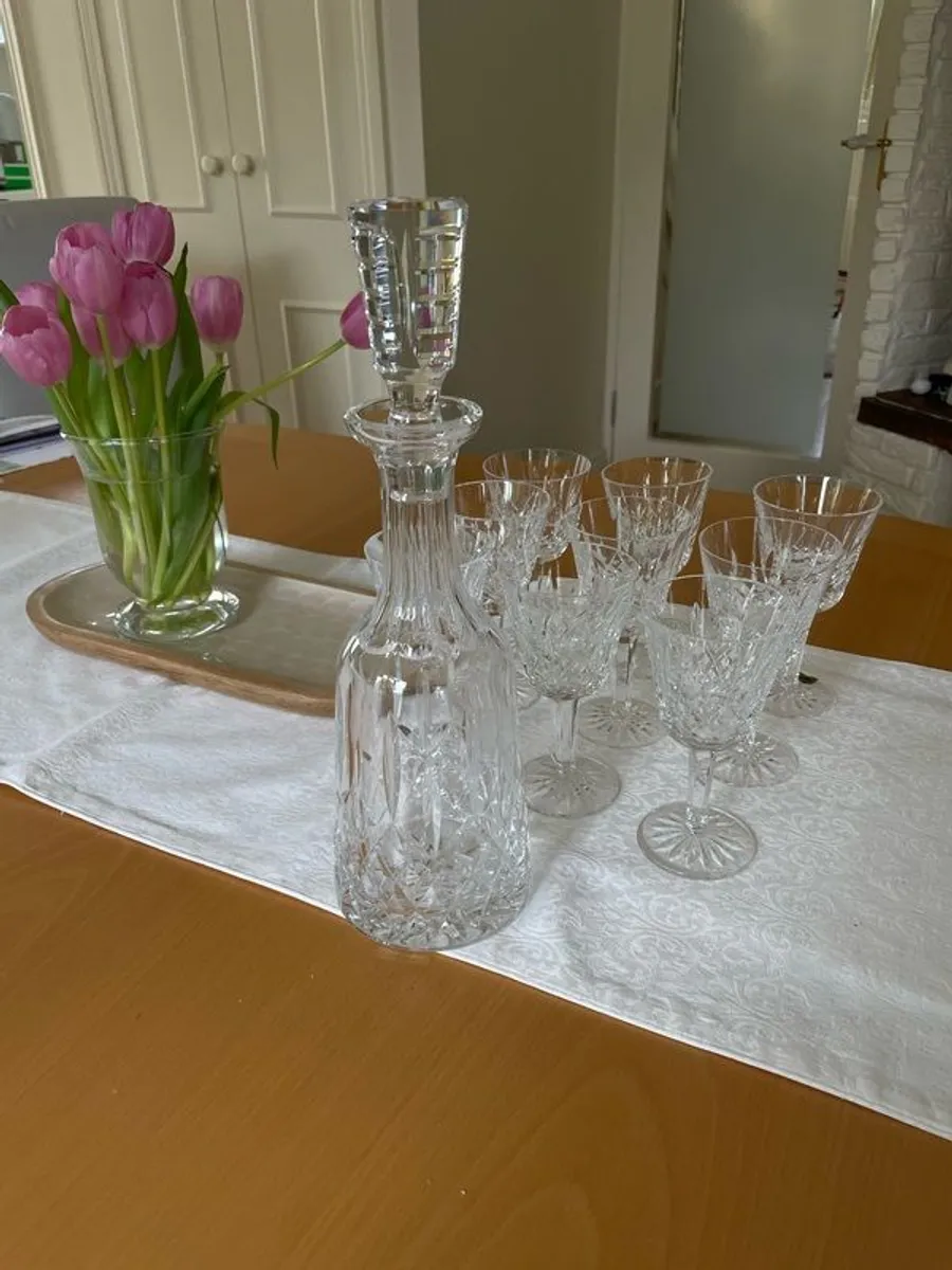 9 vintage Waterford crystal wine glasses Lismore - Image 2