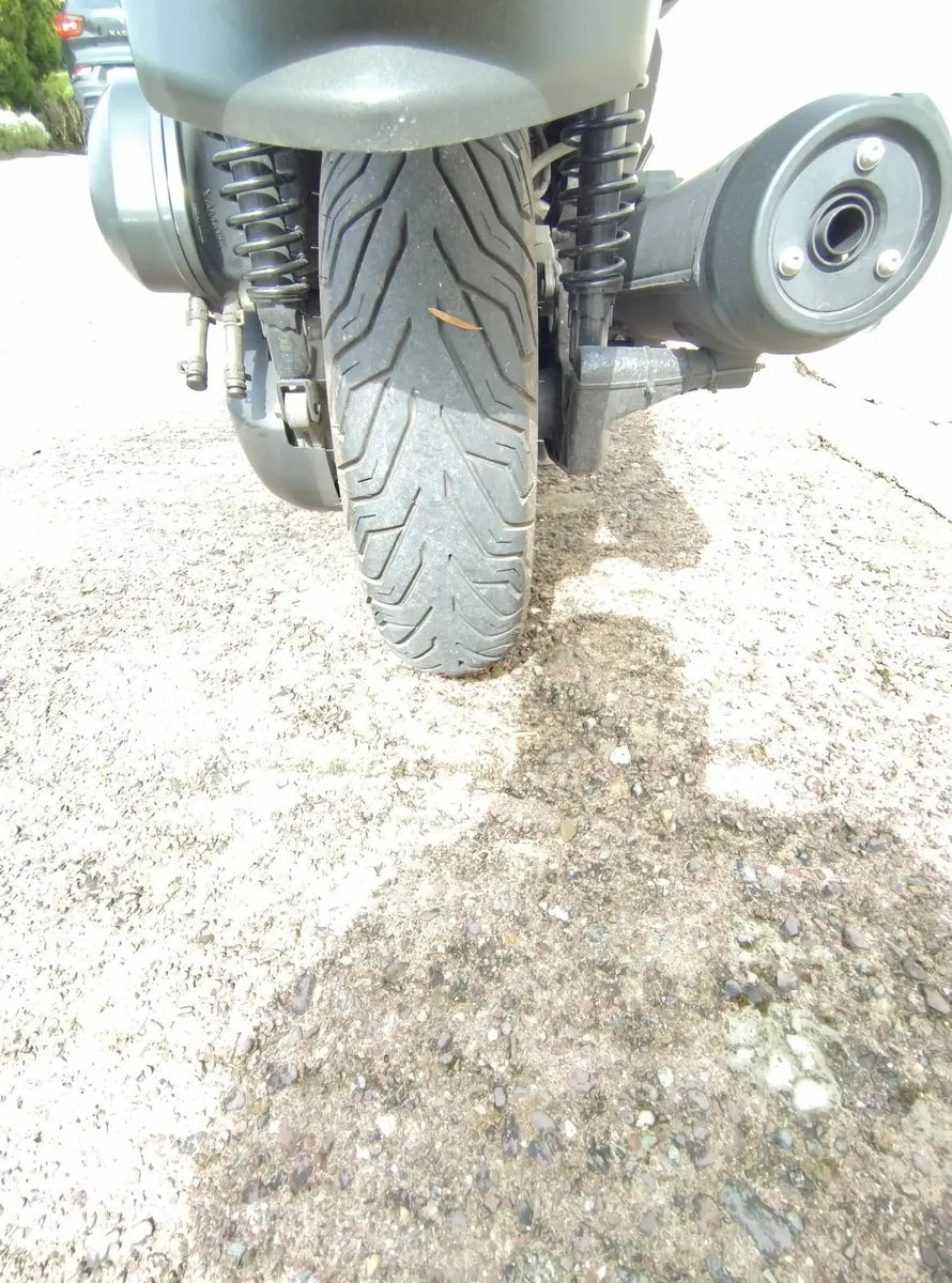 YAMAHA Xmax 125 - Image 4