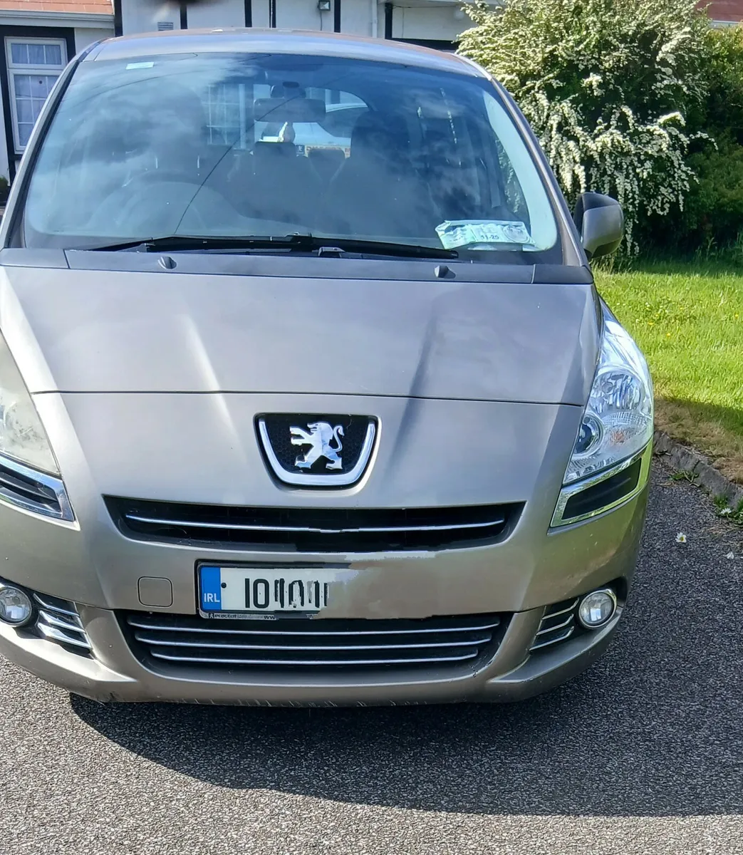 Peugeot  5008 - Image 1