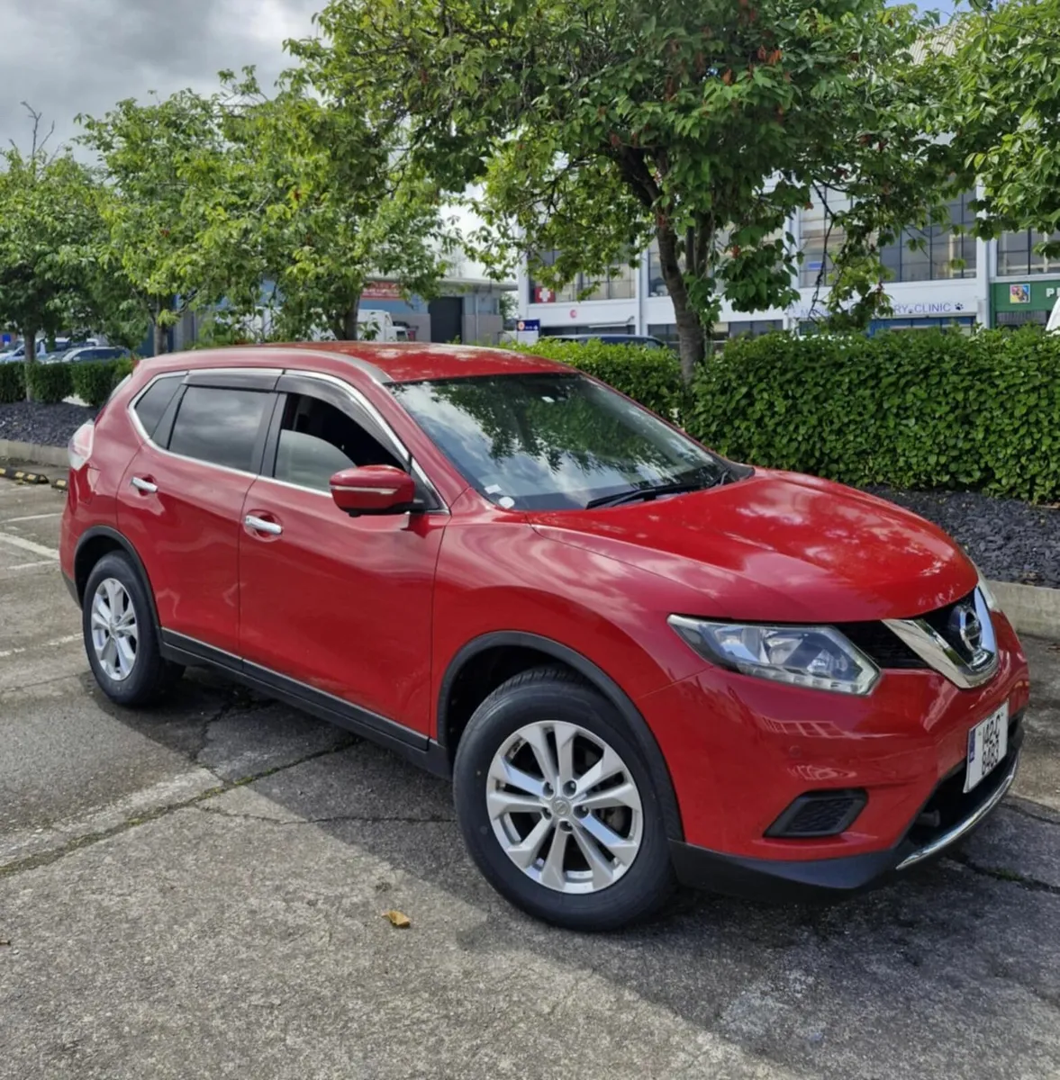 141 Nissan X-trail 4WD 2.0 Petrol, Low Mileage! - Image 1