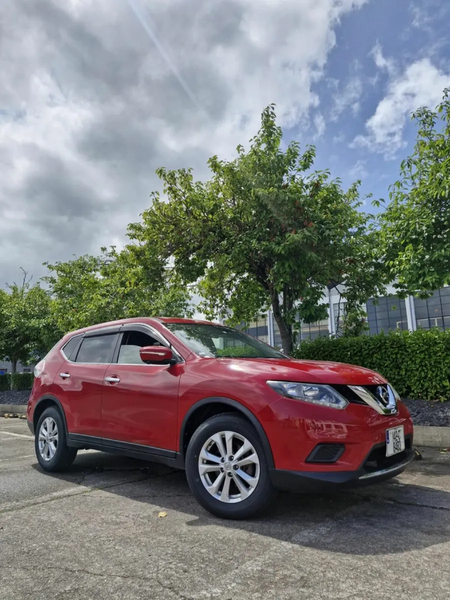 141 Nissan X-trail 4WD 2.0 Petrol, Low Mileage! - Image 2