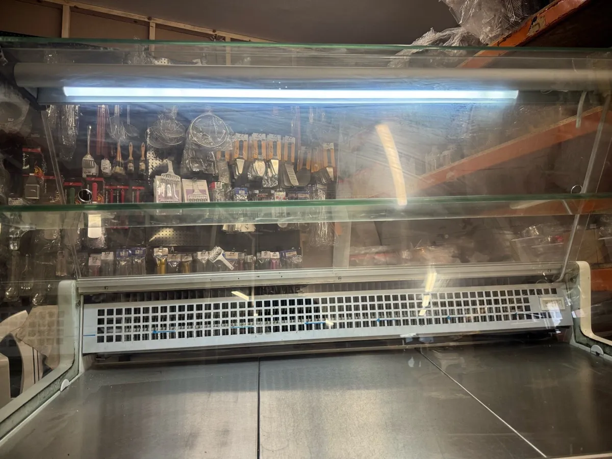 Cold display - Image 2