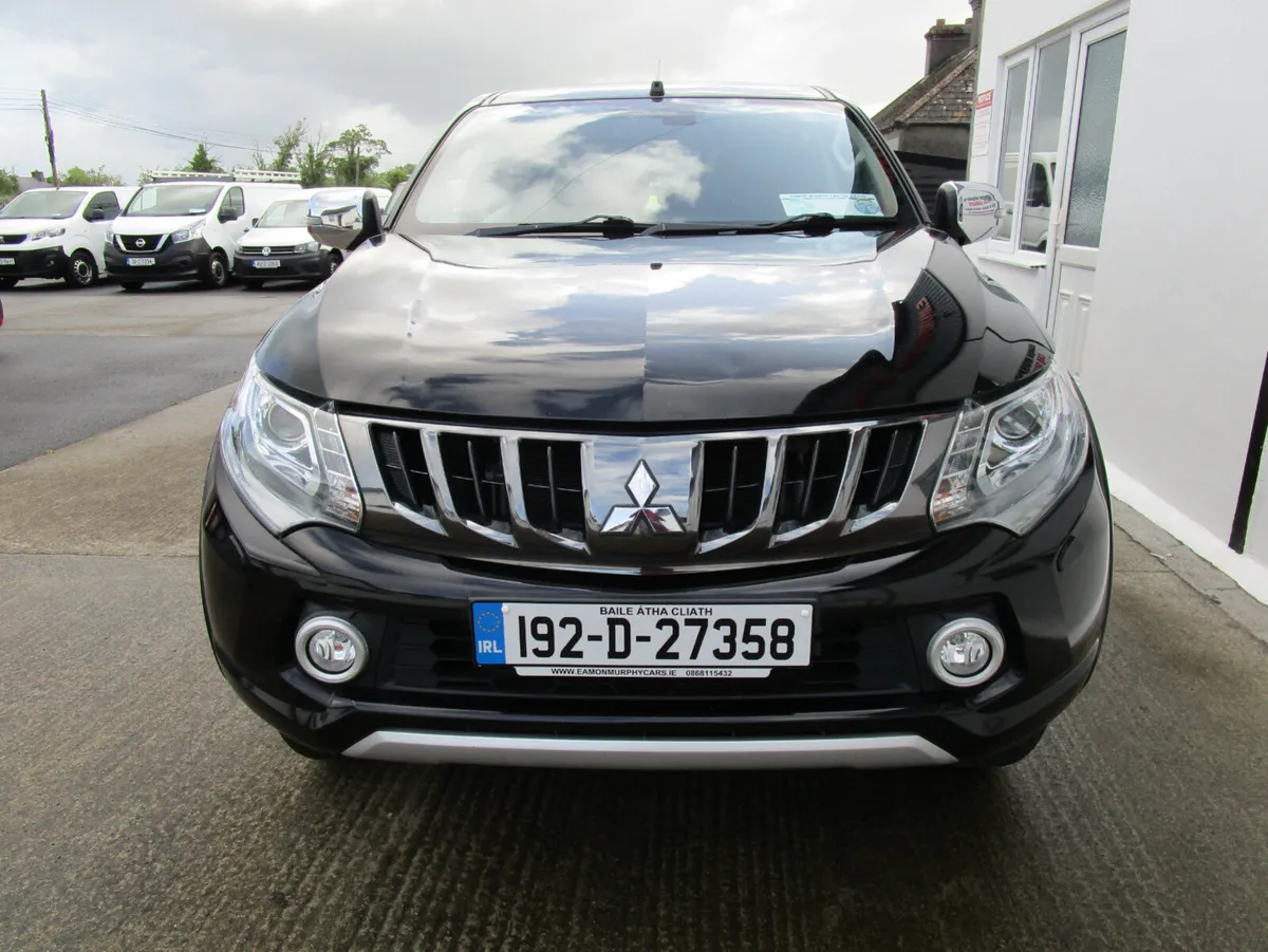 Mitsubishi L200   Crewcab   2019 - Image 2