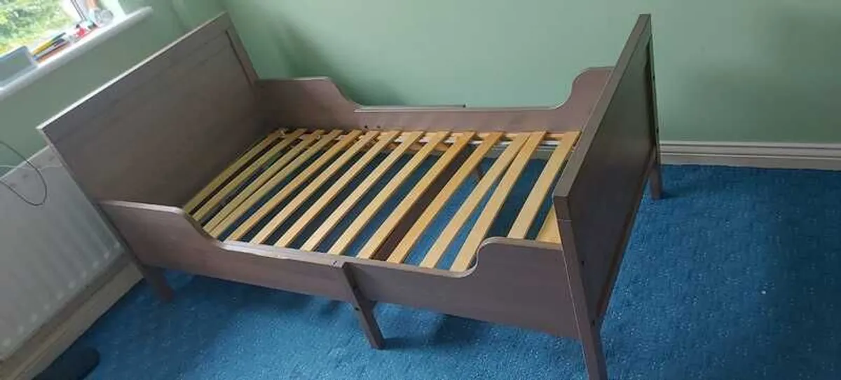 IKEA extendable toddler bed - Image 4