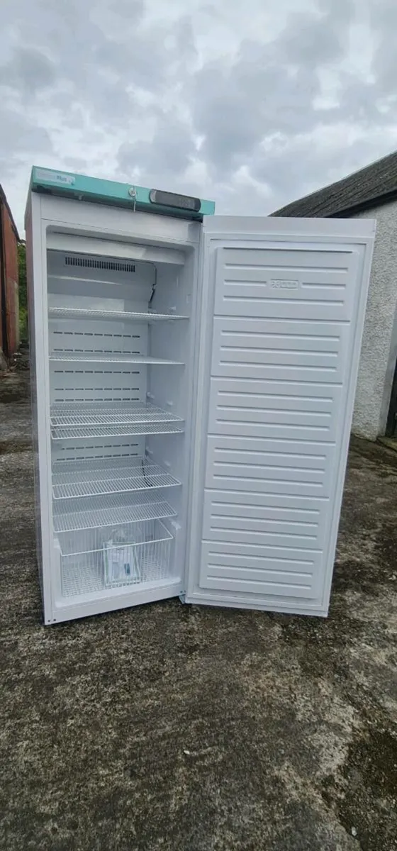 Lec Medical/Pharmacy Fridge - Image 2
