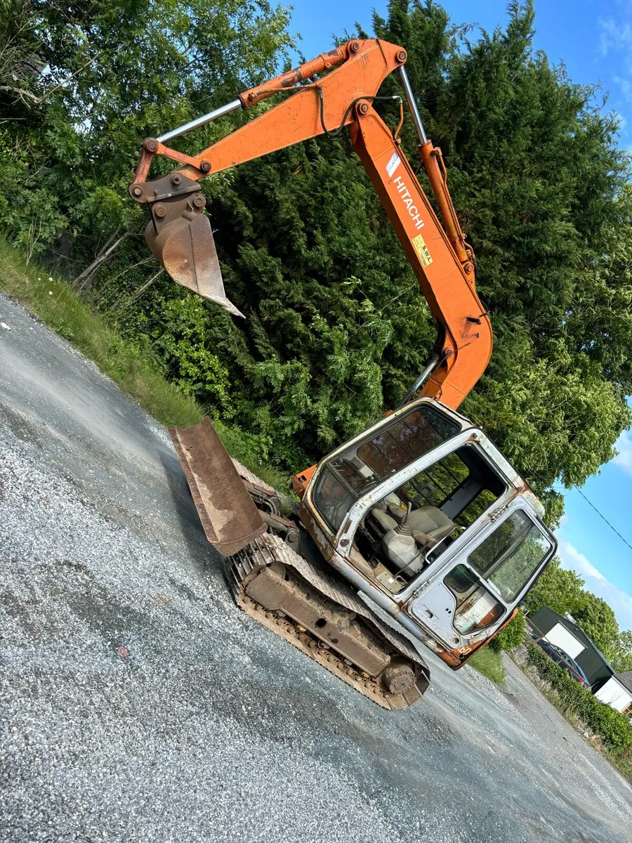 Hitachi ex60 - Image 2