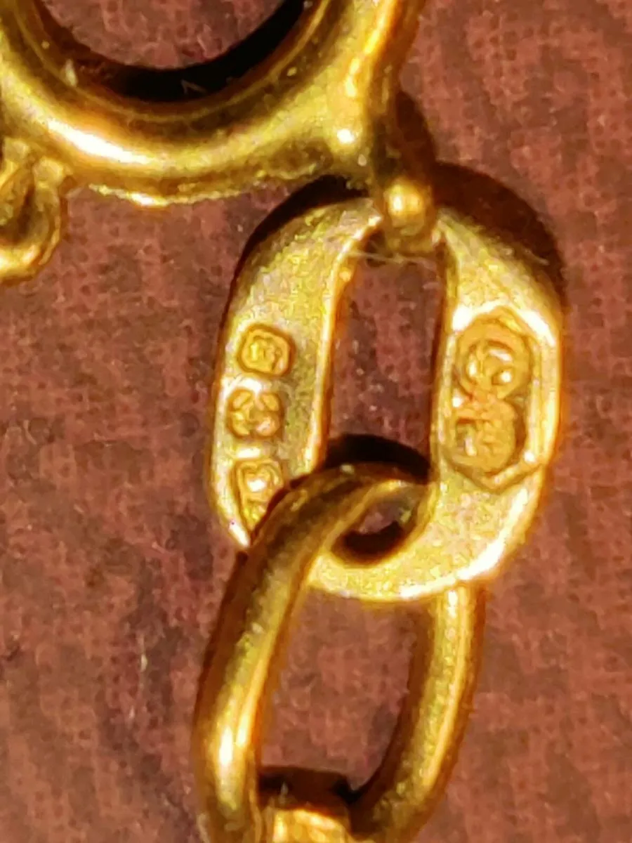 BOX LINK, 9CT Solid Gold 20"Long 6.49 Gram Chain ! - Image 2
