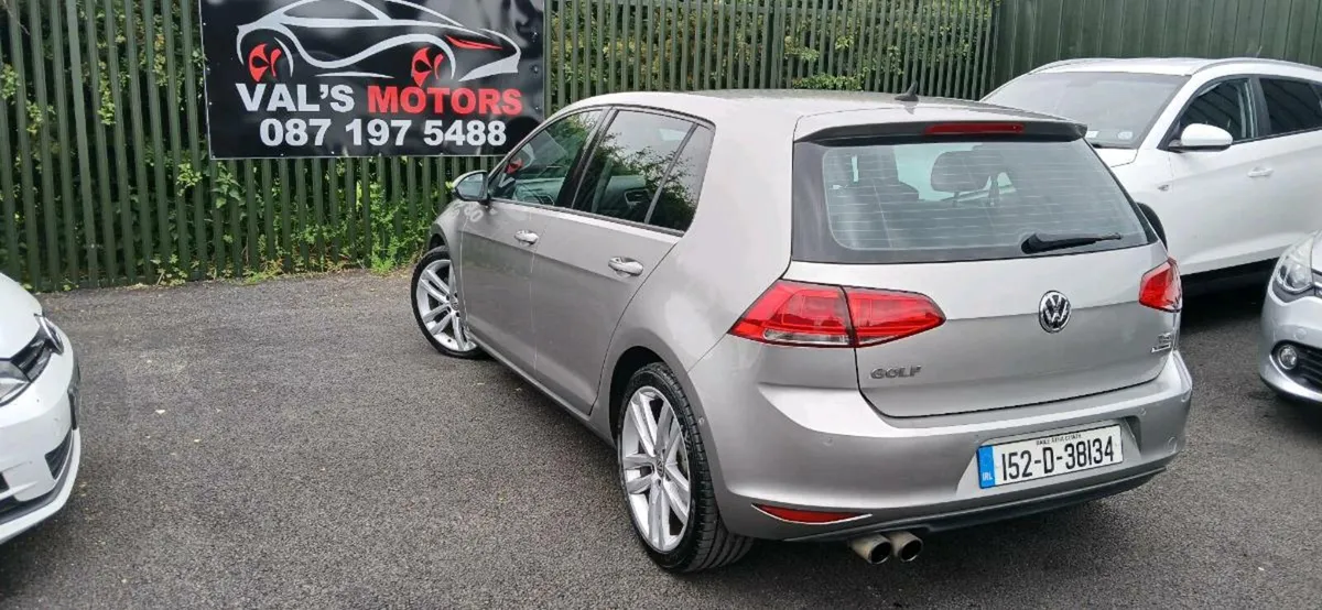 15  VW GOLF 1.4  PETROL  LEATHER SEATS TOP  SPEC - Image 4