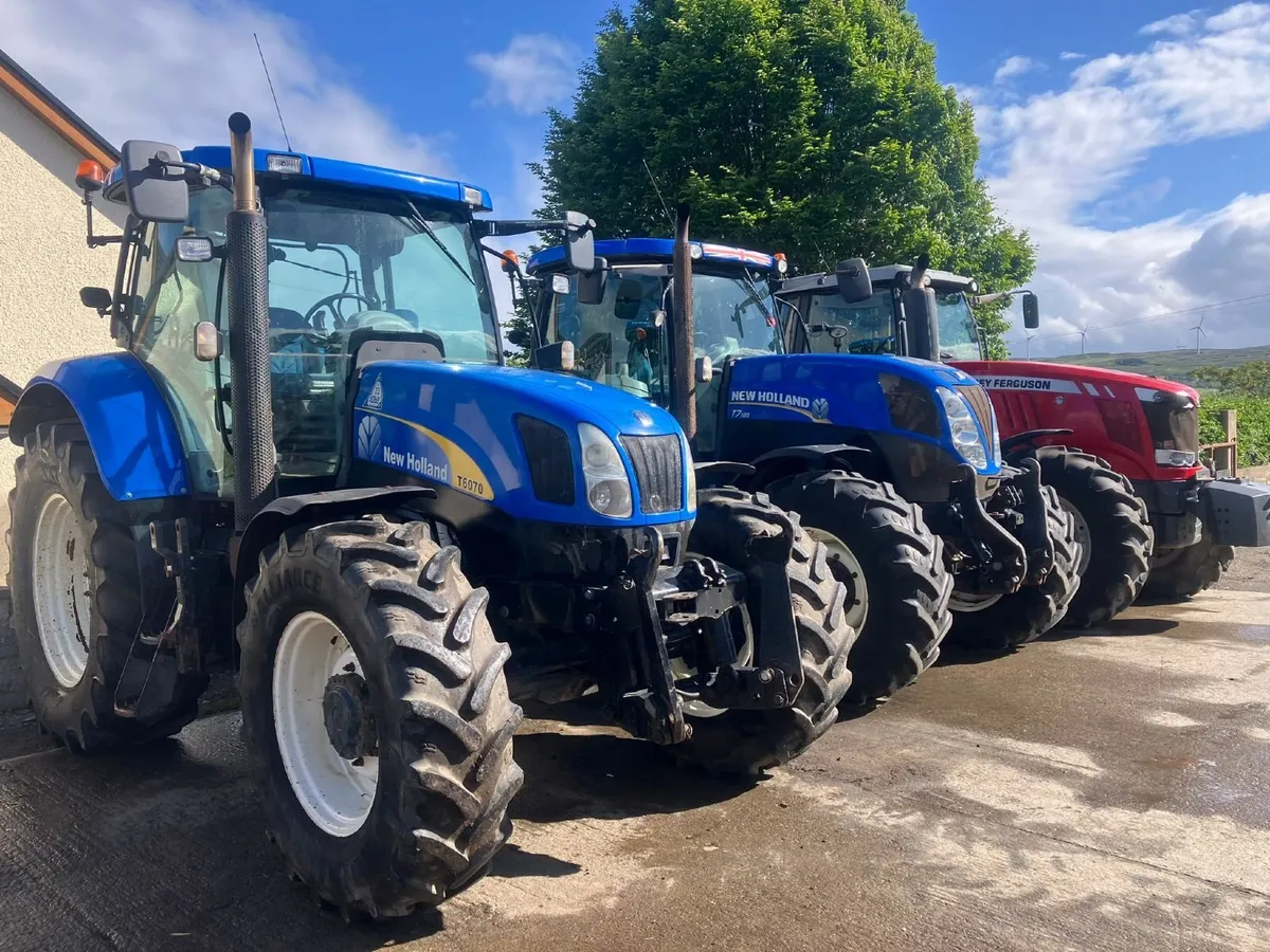 NEW HOLLAND Tractors - Image 1