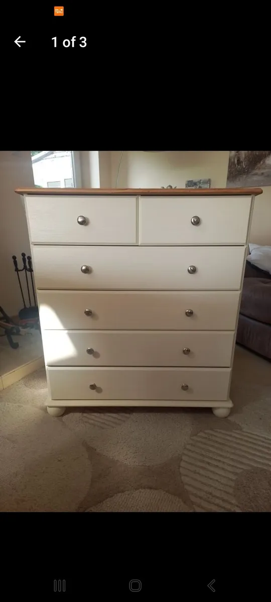 Chest of drawers - Image 1