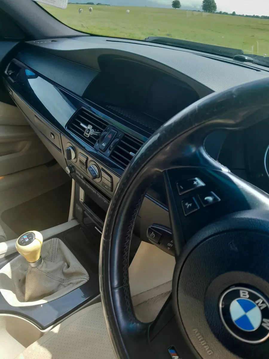 BMW 5-Series 2008 - Image 3