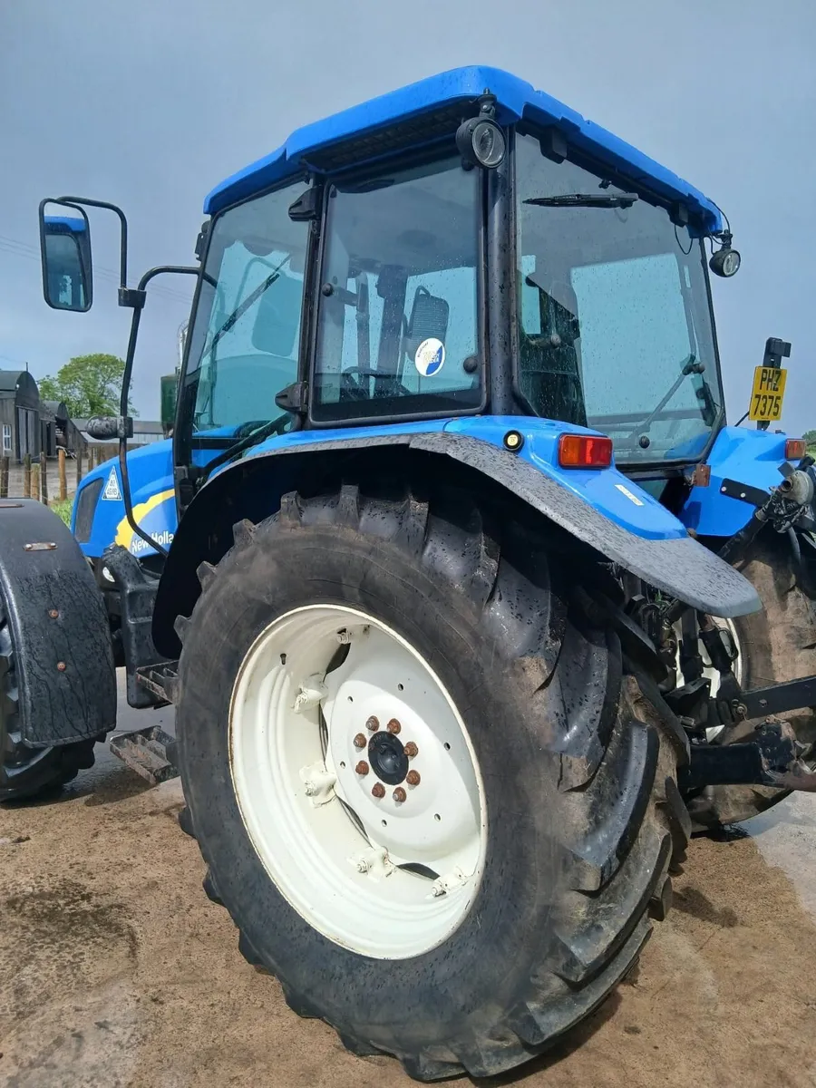 New Holland T5060 - Image 3