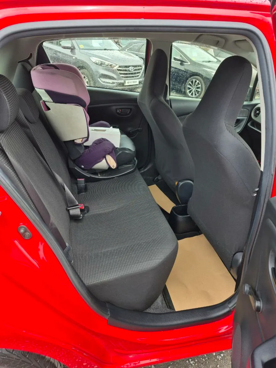 Toyota Vitz - Image 2