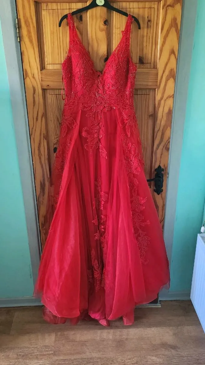 Debs dress - Image 3