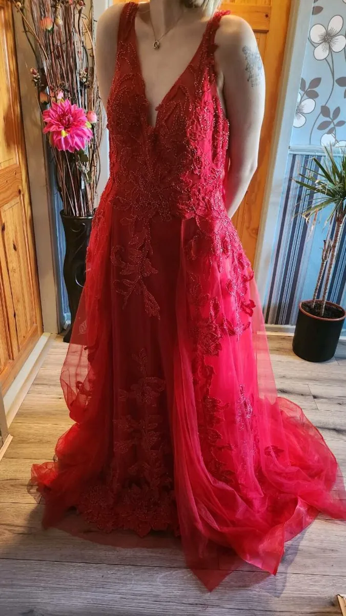 Debs dress - Image 4