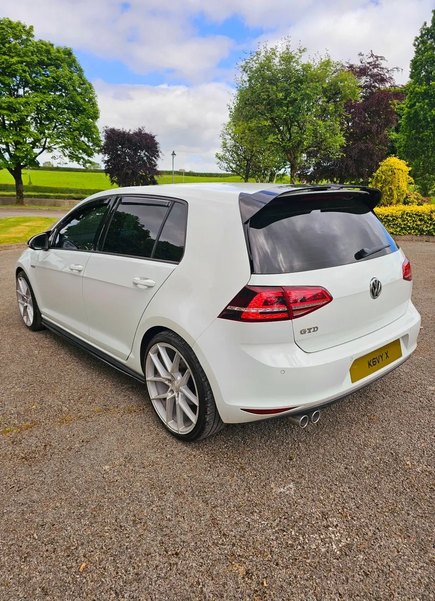 Volkswagen Golf GTD - Image 3