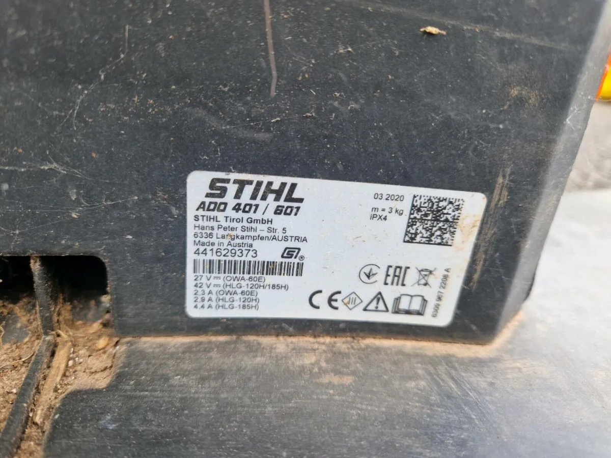 Stihl ADO 401 601 docking station - Image 2