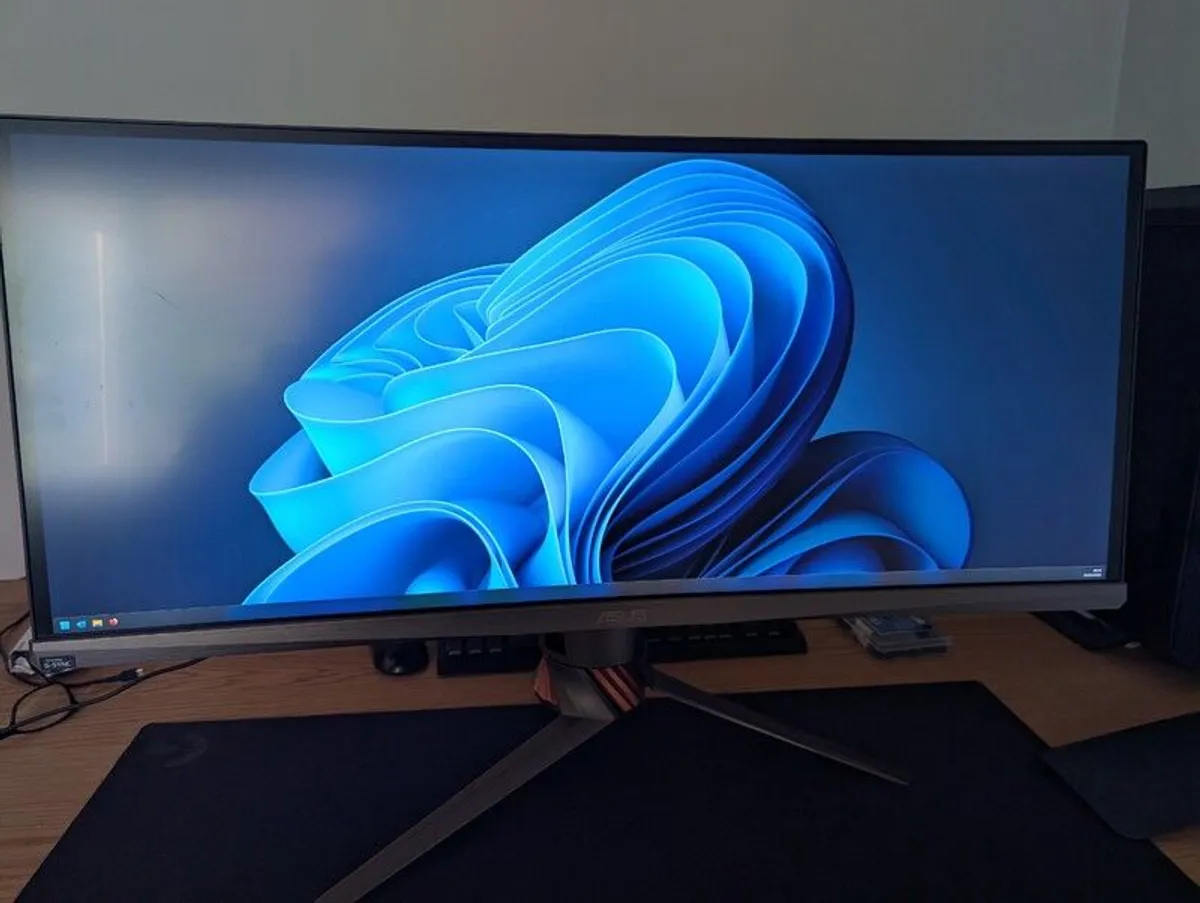 Asus ROG PG348 34" monitor - Image 1