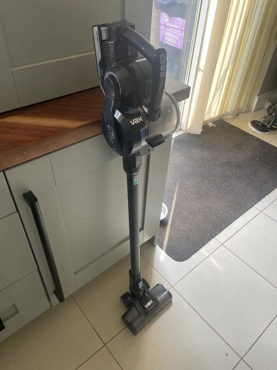 Vacuum - Image 1