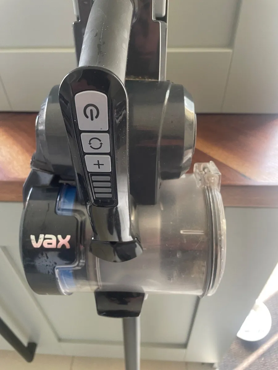 Vacuum - Image 3