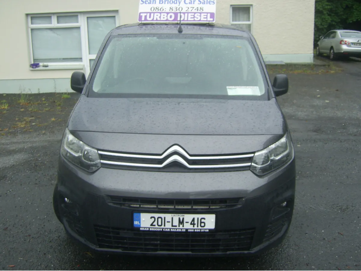 Citroen Berlingo 650 EN PRISE BLUE HDI - Image 1