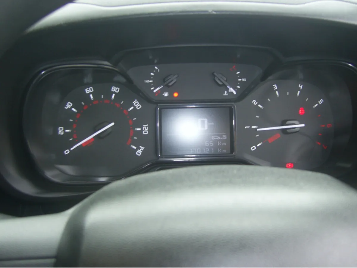 Citroen Berlingo 650 EN PRISE BLUE HDI - Image 4