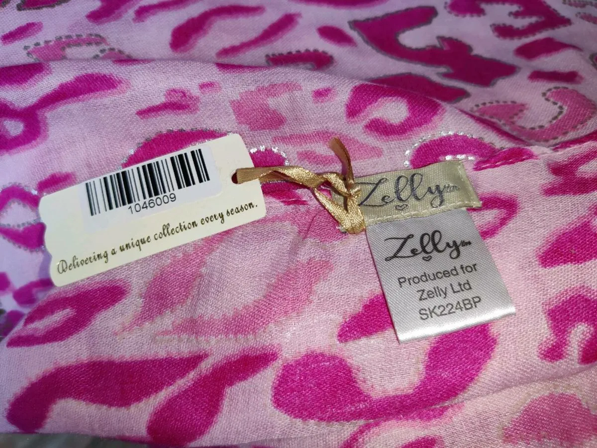 PINK ZELLY, Ladies Designer Very Long Sized Scarf - Image 4