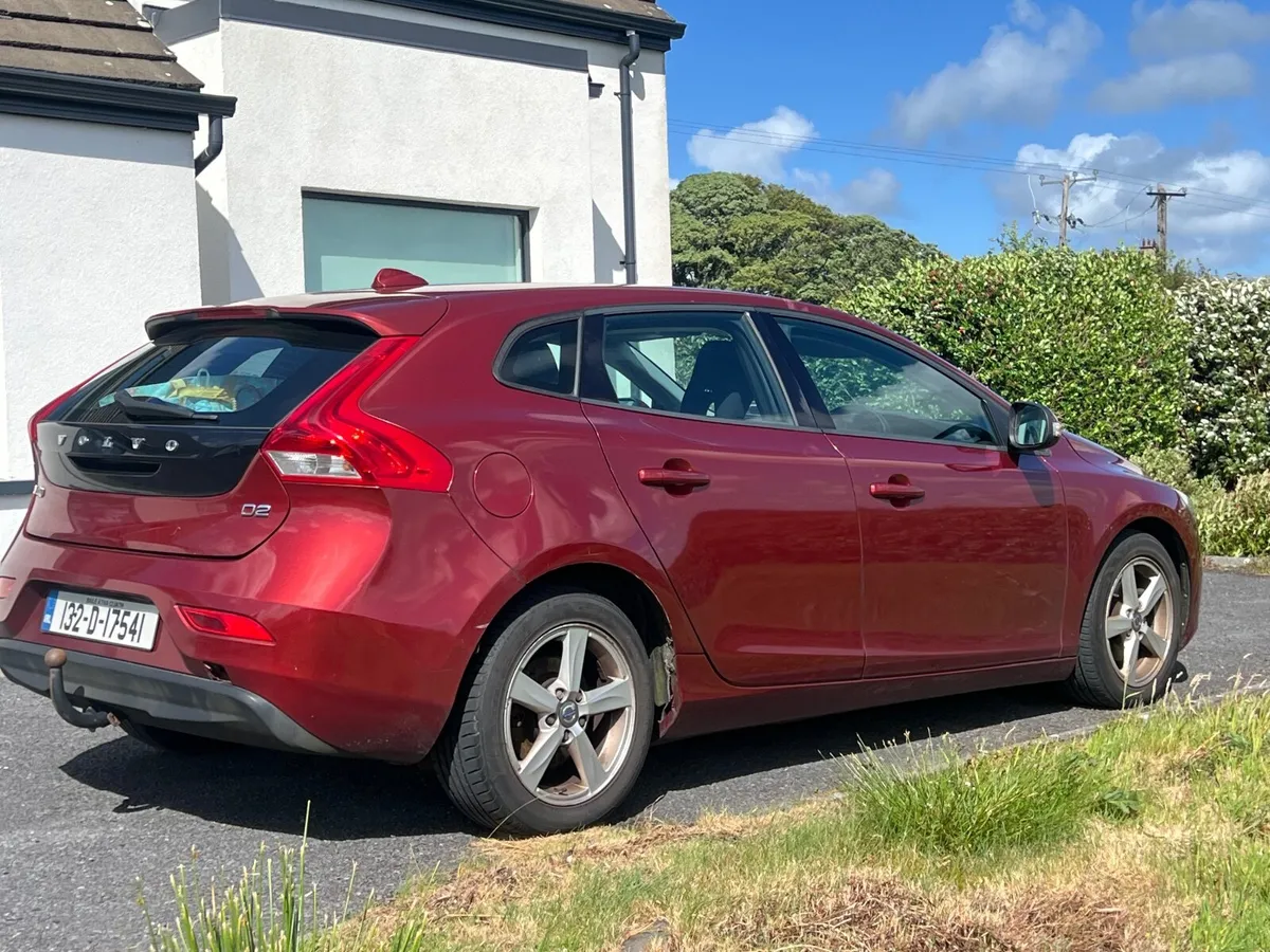 Volvo V40 2013 - Image 4