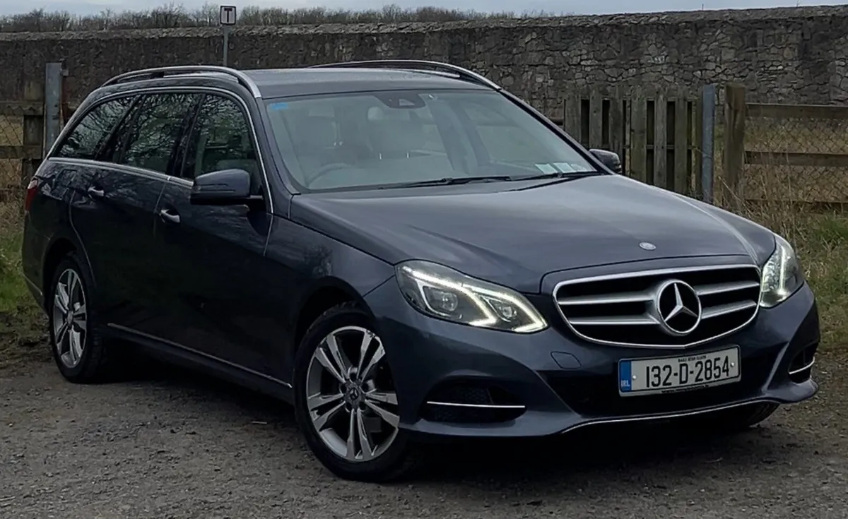 Mercedes E class 7 seater (read description) - Image 1