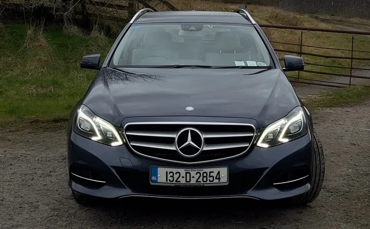 Mercedes E class 7 seater (read description) - Image 2