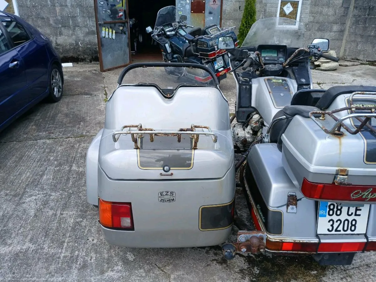 GSXR 750 & 2 goldwings for sale - Image 2