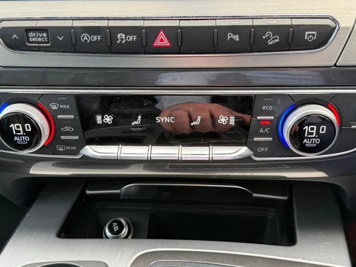 Audi Q7 3.0tdi Quattro Sline Auto  just IN   160 - Image 3