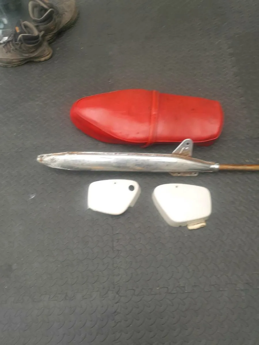 Honda parts - Image 1