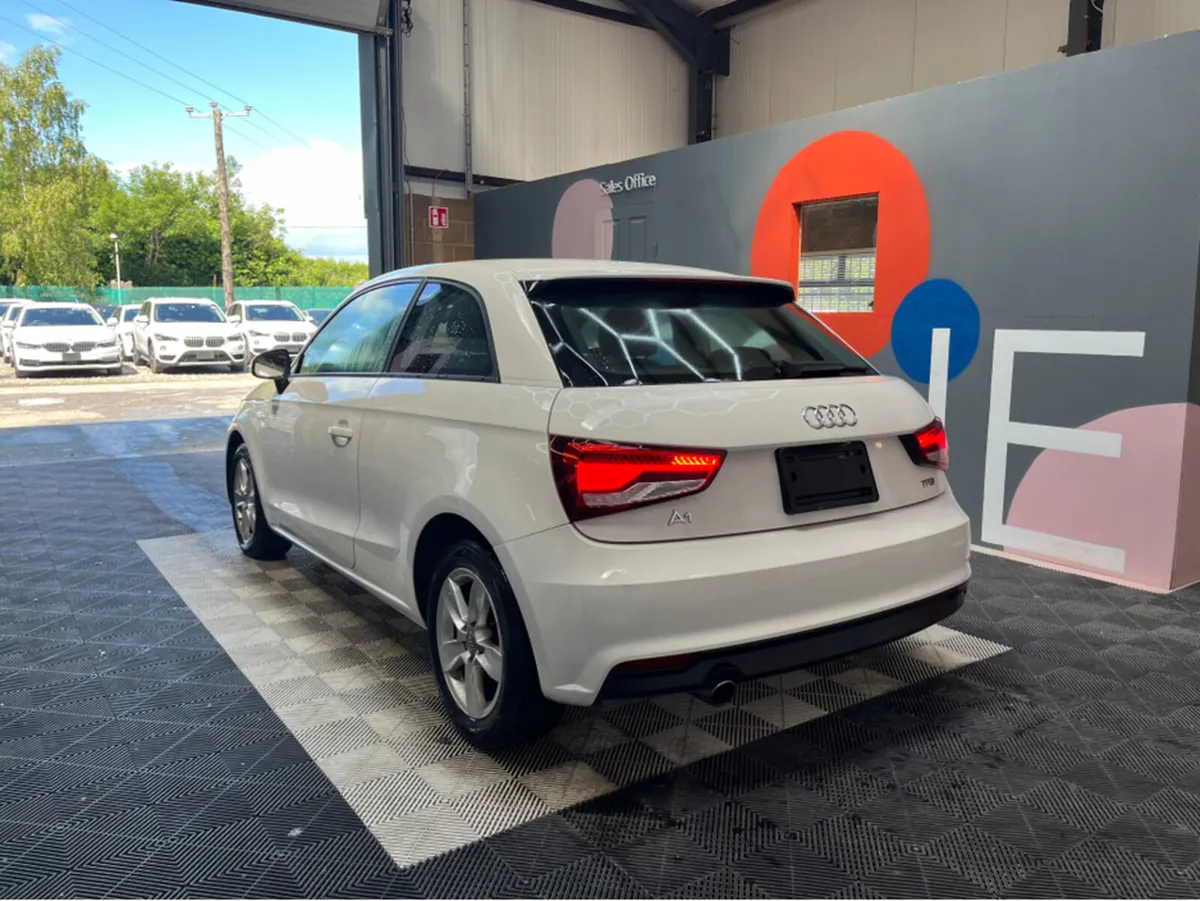 Audi A1 1.0 TFSI / 51k KMs / AUTOMATIC - Image 4