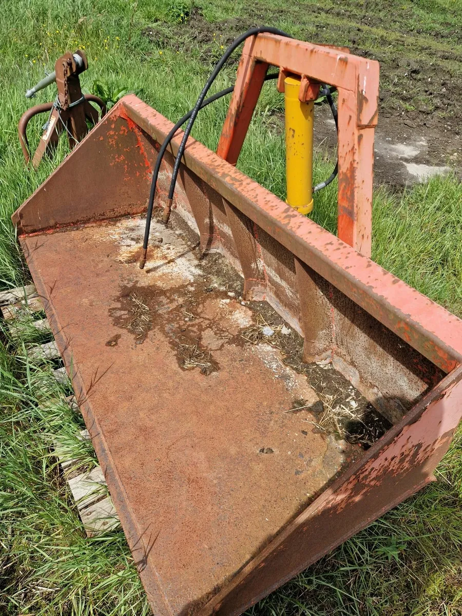 Hydraulic link box - Image 2