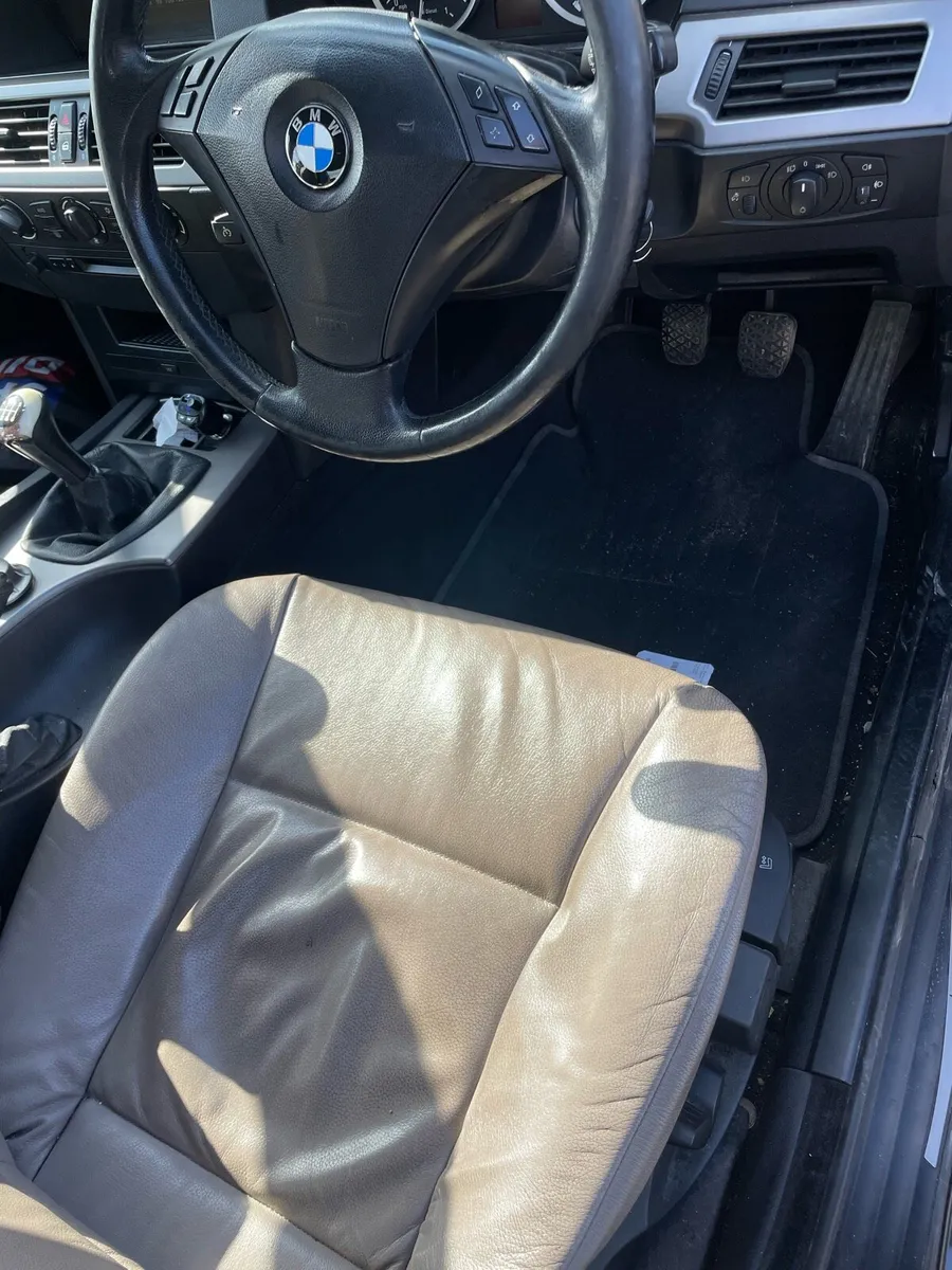Bmw 525d manual - Image 2