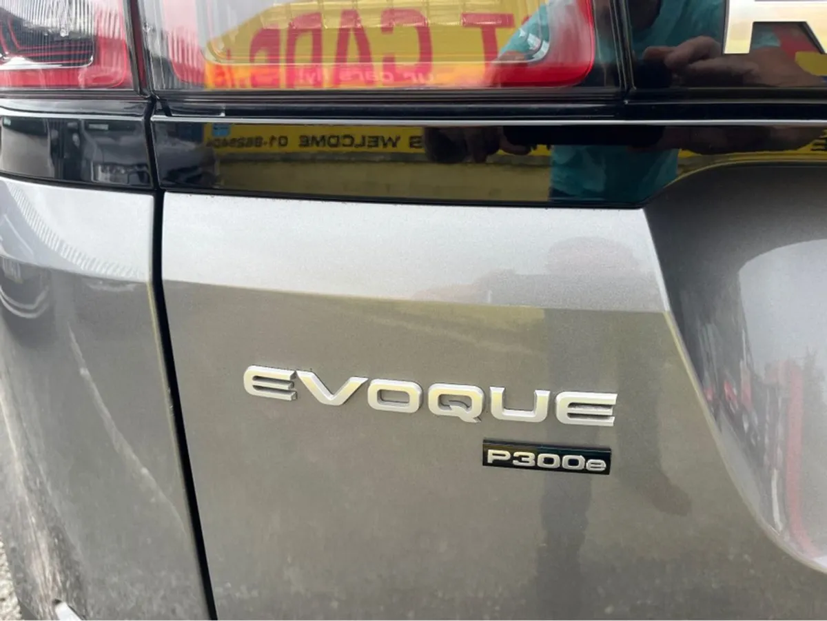 Land Rover Range Rover Evoque EVO 1.5 300PS P Phe - Image 4